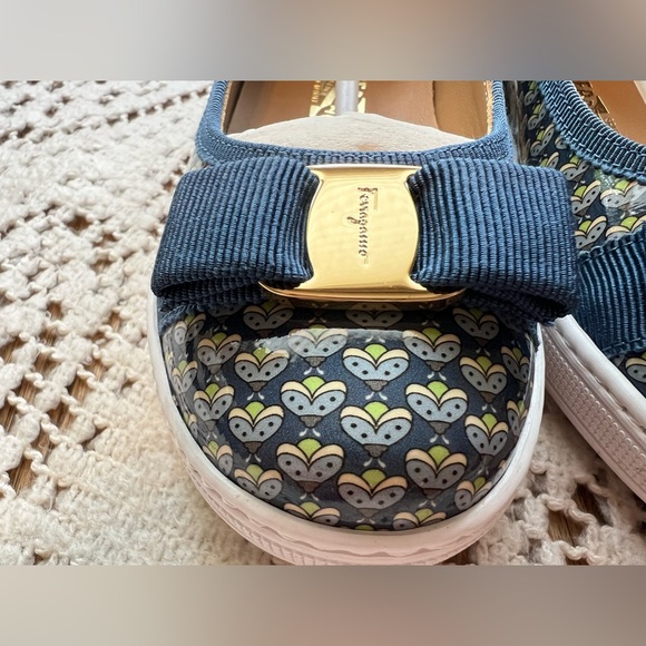 Salvatore Ferragamo “Ruffina Min” Children Shoes - Picture 3 of 15